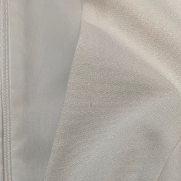 Silence + Noise White Long Sleeve Deep V Romper - Picture 6 of 10